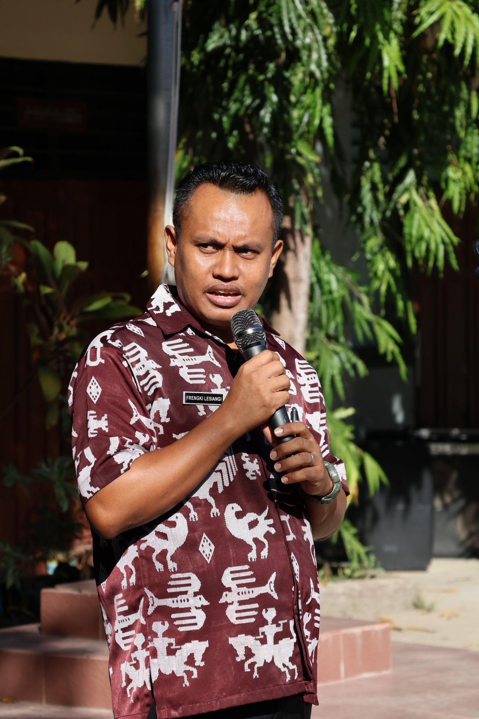 SMKN 1 Kupang Lepas 671 Peserta Praktek Kerja Industri ke Dunia Usaha dan Dunia Industri